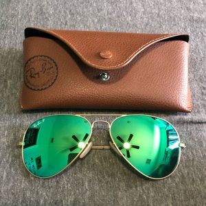 BRAND NEW polarized raybans